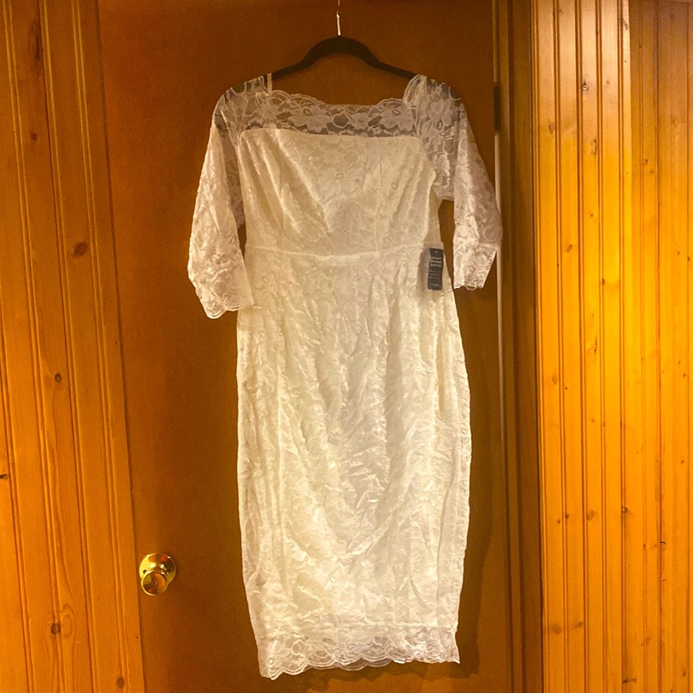 Ivory lace bodycon dress size 12 from Torrids Bridal collection